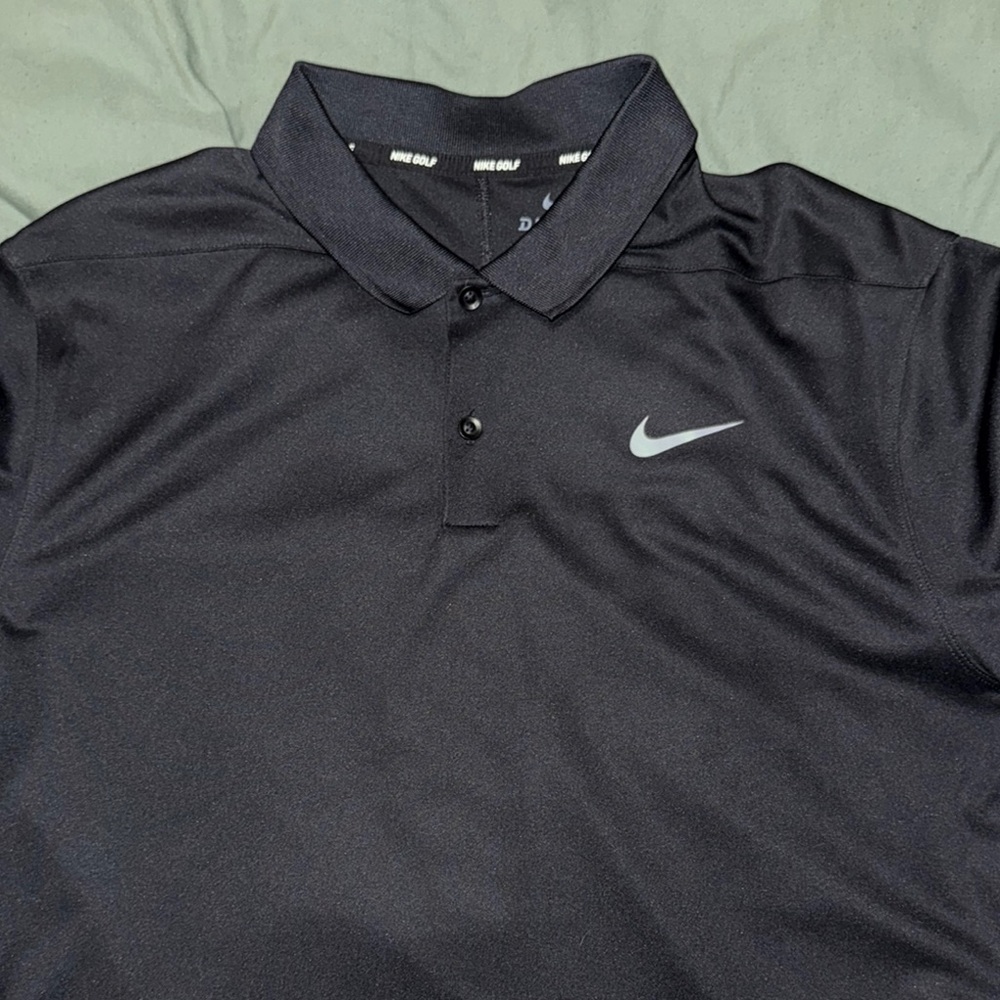 Nike Men's Black Polo Shirt